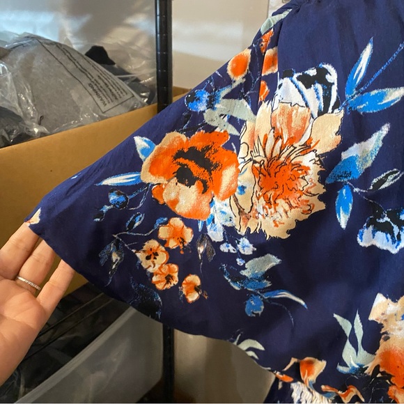 Kormei Dress Woman’s XL high low floral short sleeve 52” length smocked V neck - Picture 5 of 16